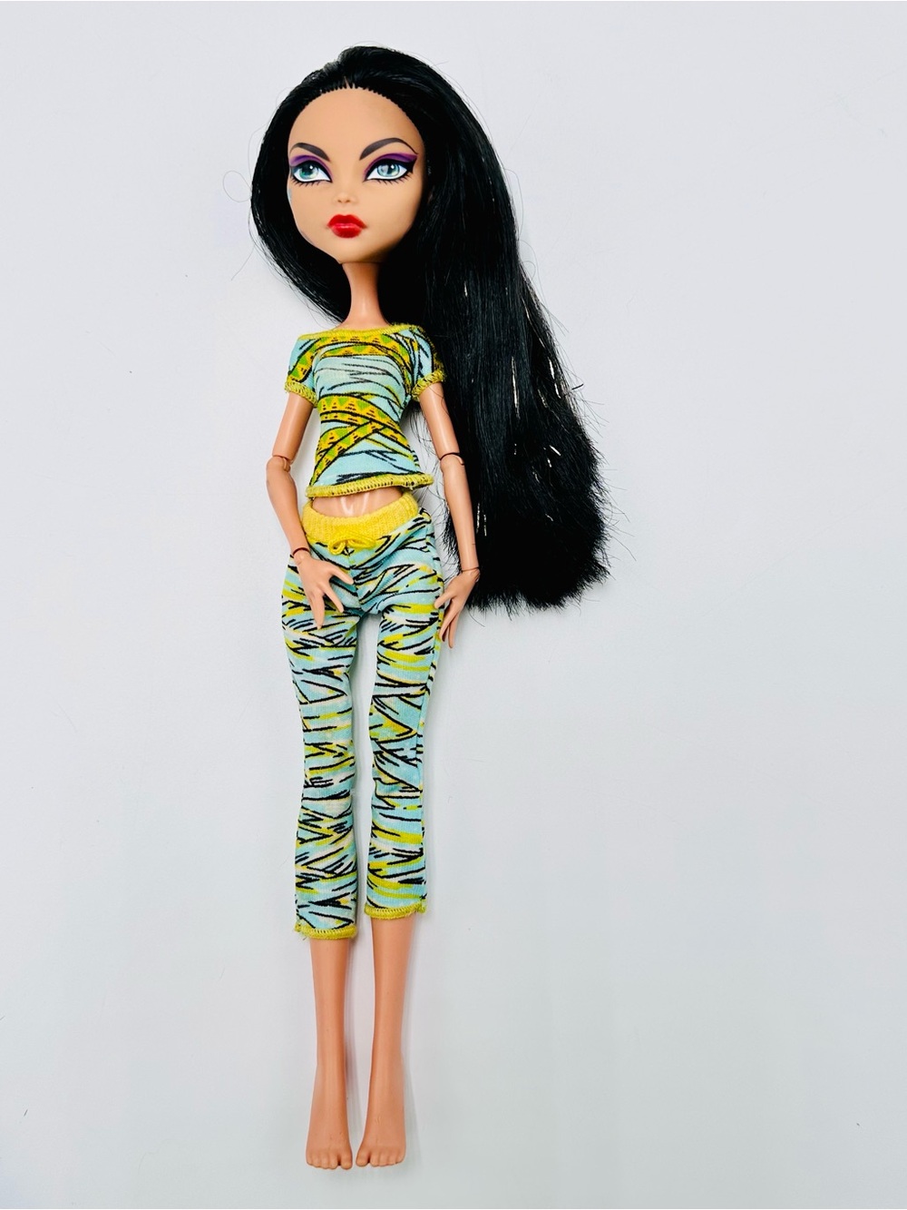 Monster High Cleo de Nile Dead Tired Doll G1 Pajamas Articulated Mattel See Read